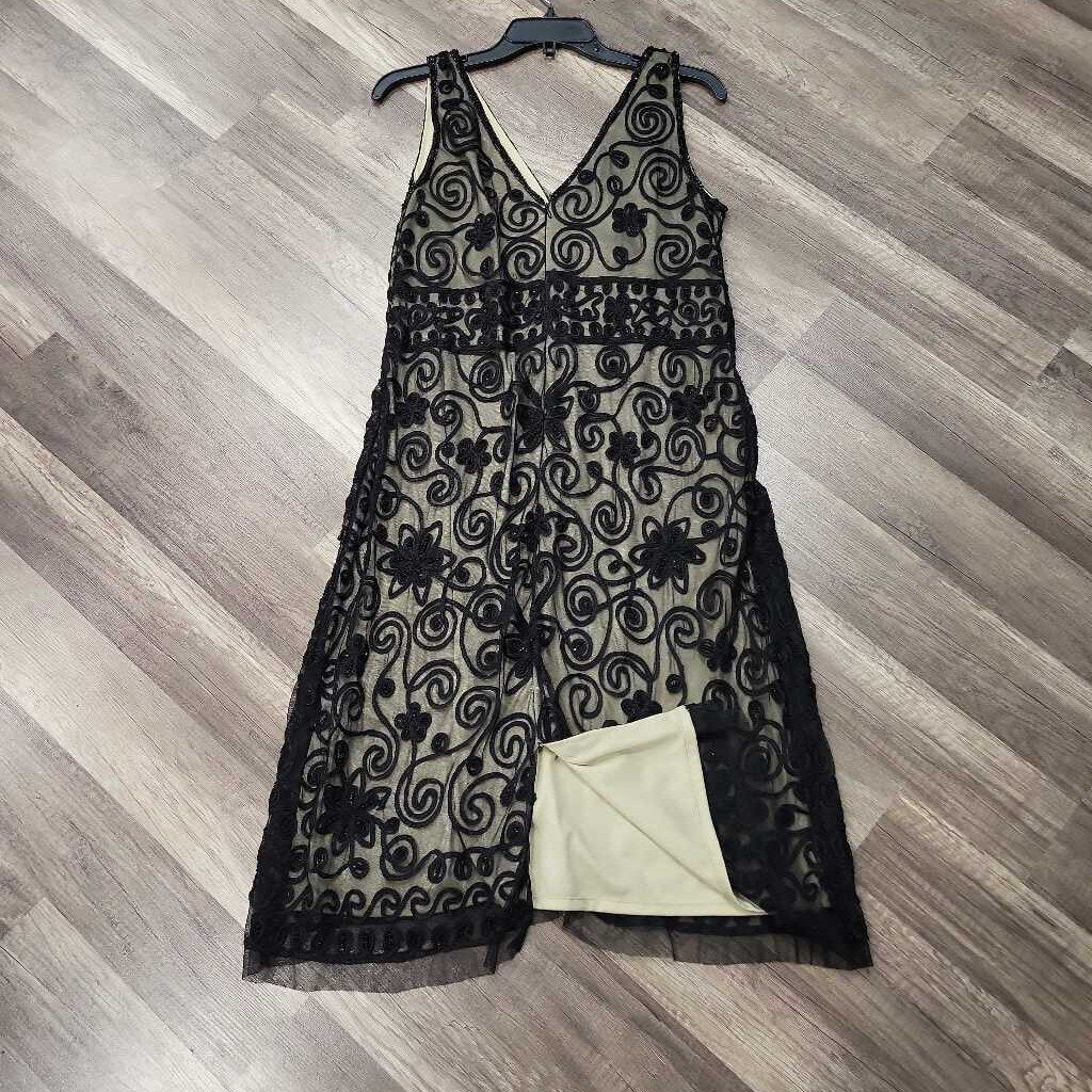 Pisarro Nights Embroidered Dress