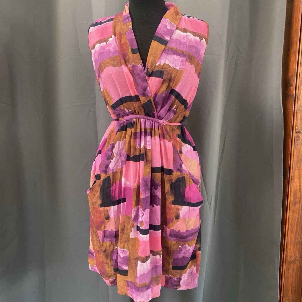 Multi Pattern With Pockets Low Cut Neck