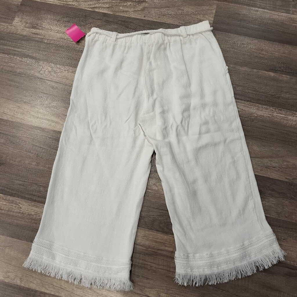 Urban Romantics Linen Blend Wide Leg Capri