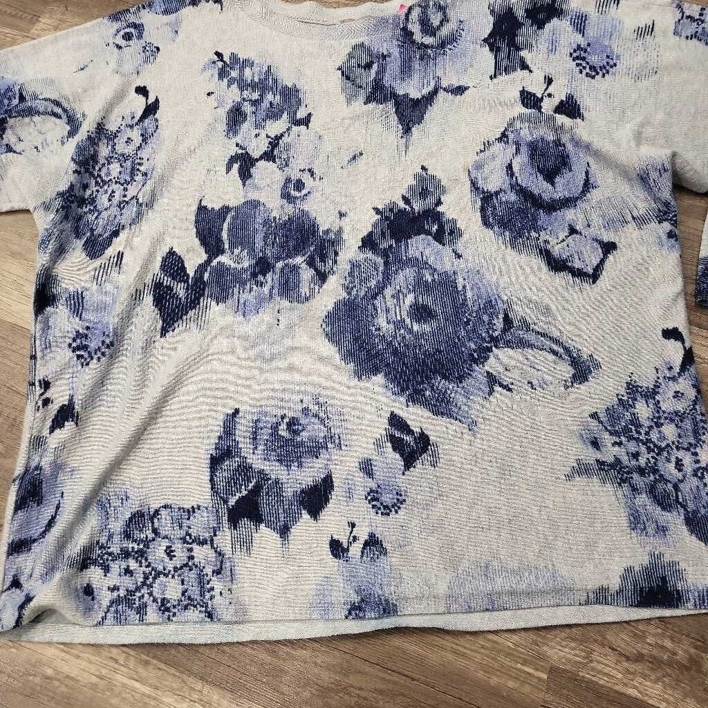 Chicos Knit Floral Print LS