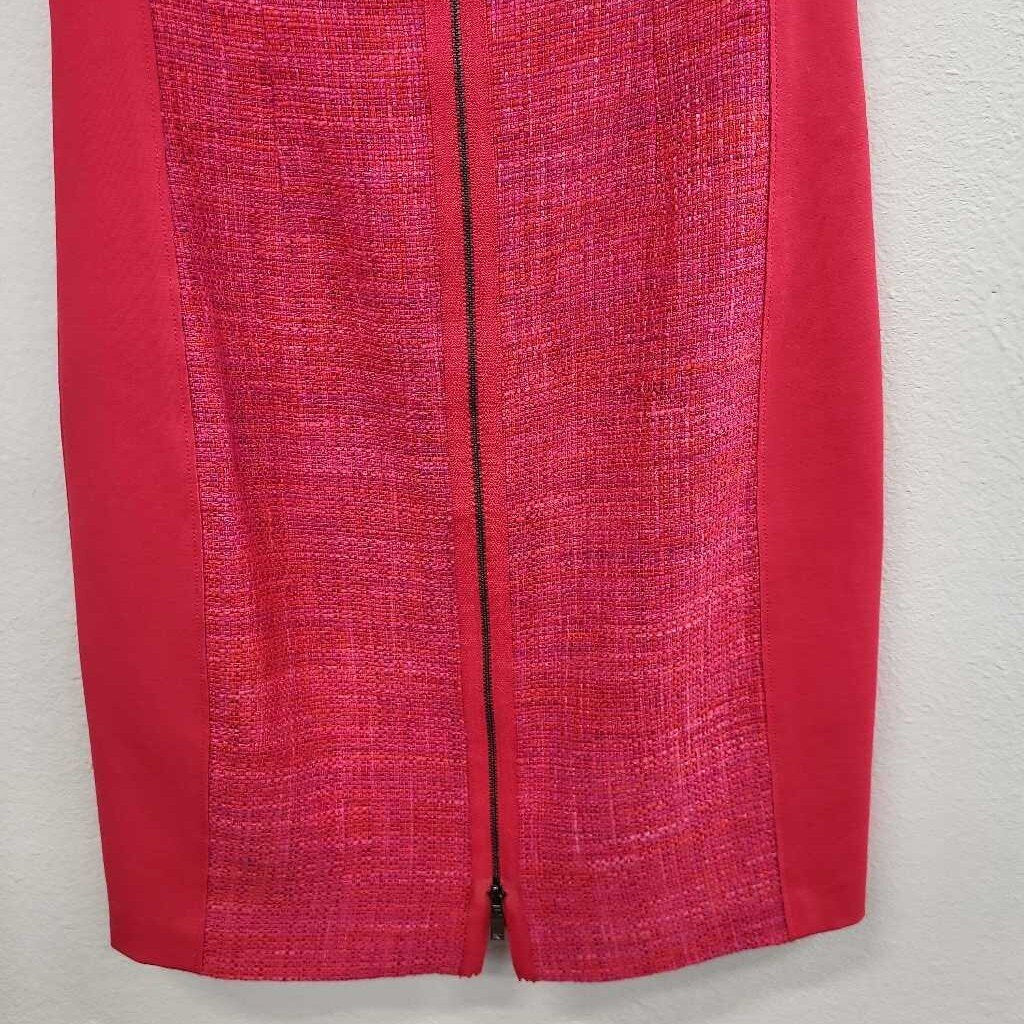 Elie Tahari Front Zipper SL Dress