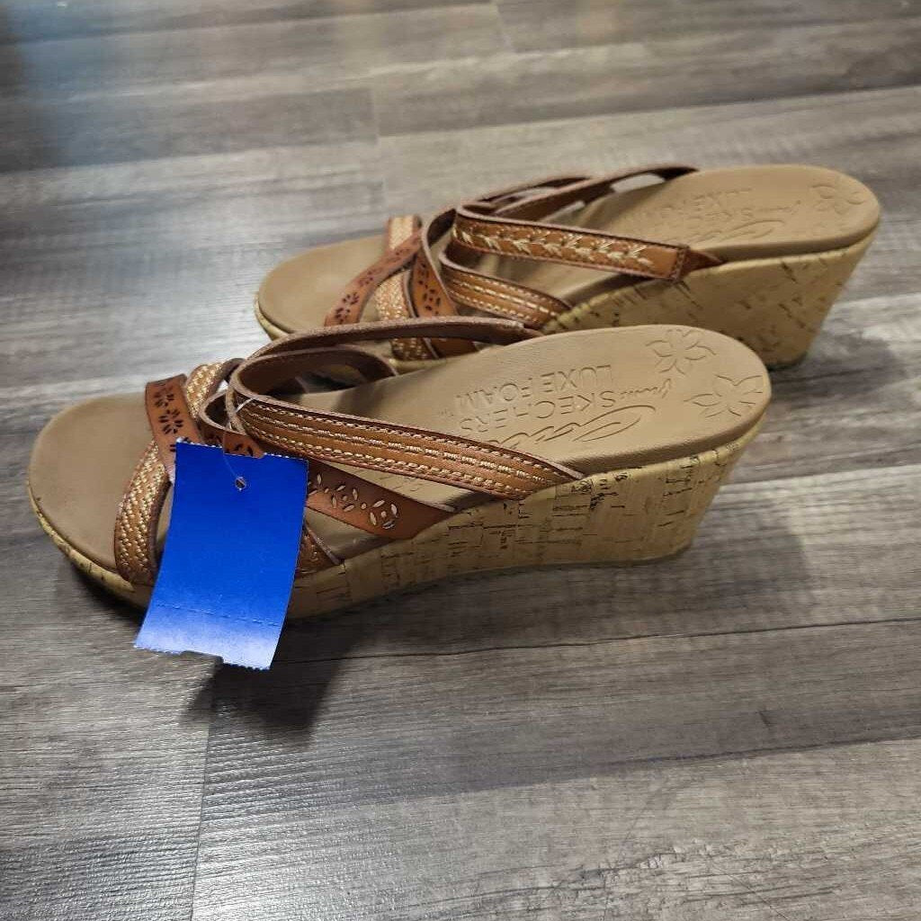 Skechers Luxe Foam Wedges