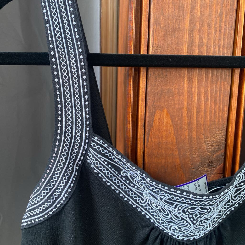 stitched neckline tank