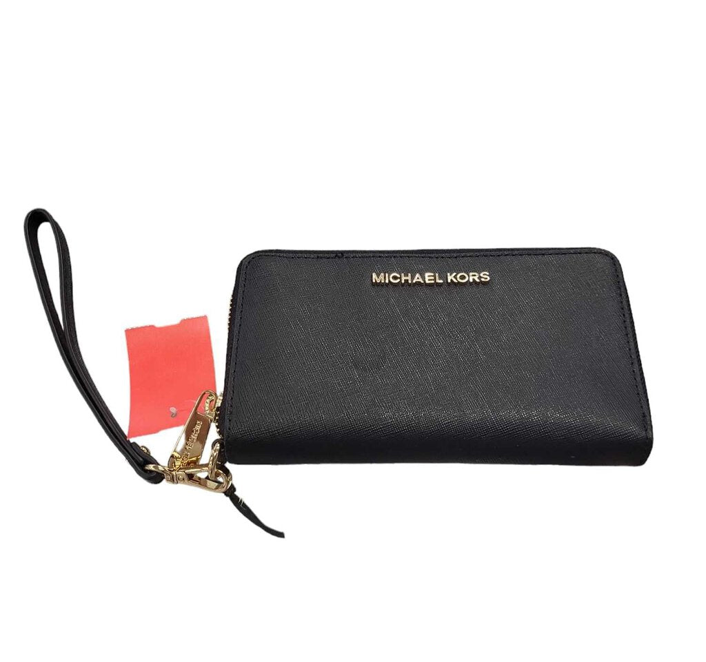 Continental Wristlet Wallet
