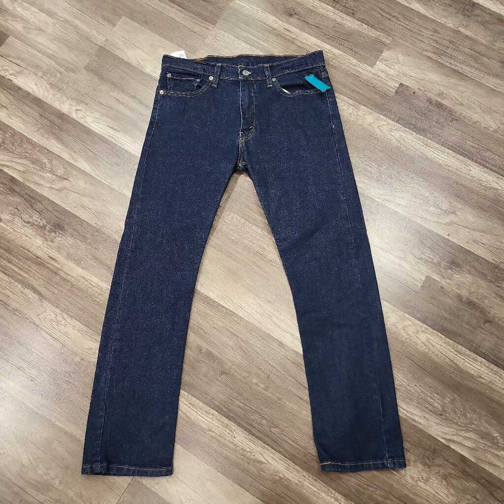 Levis 513