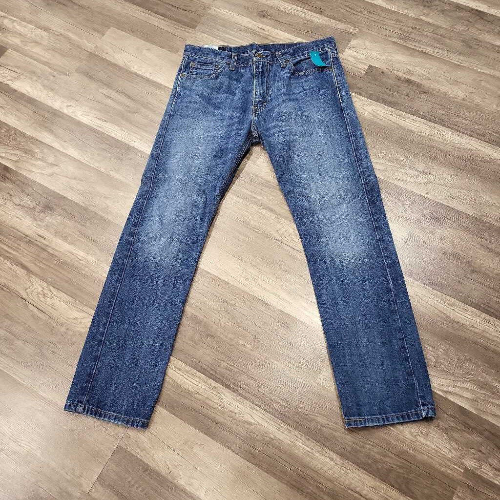 Levis 513