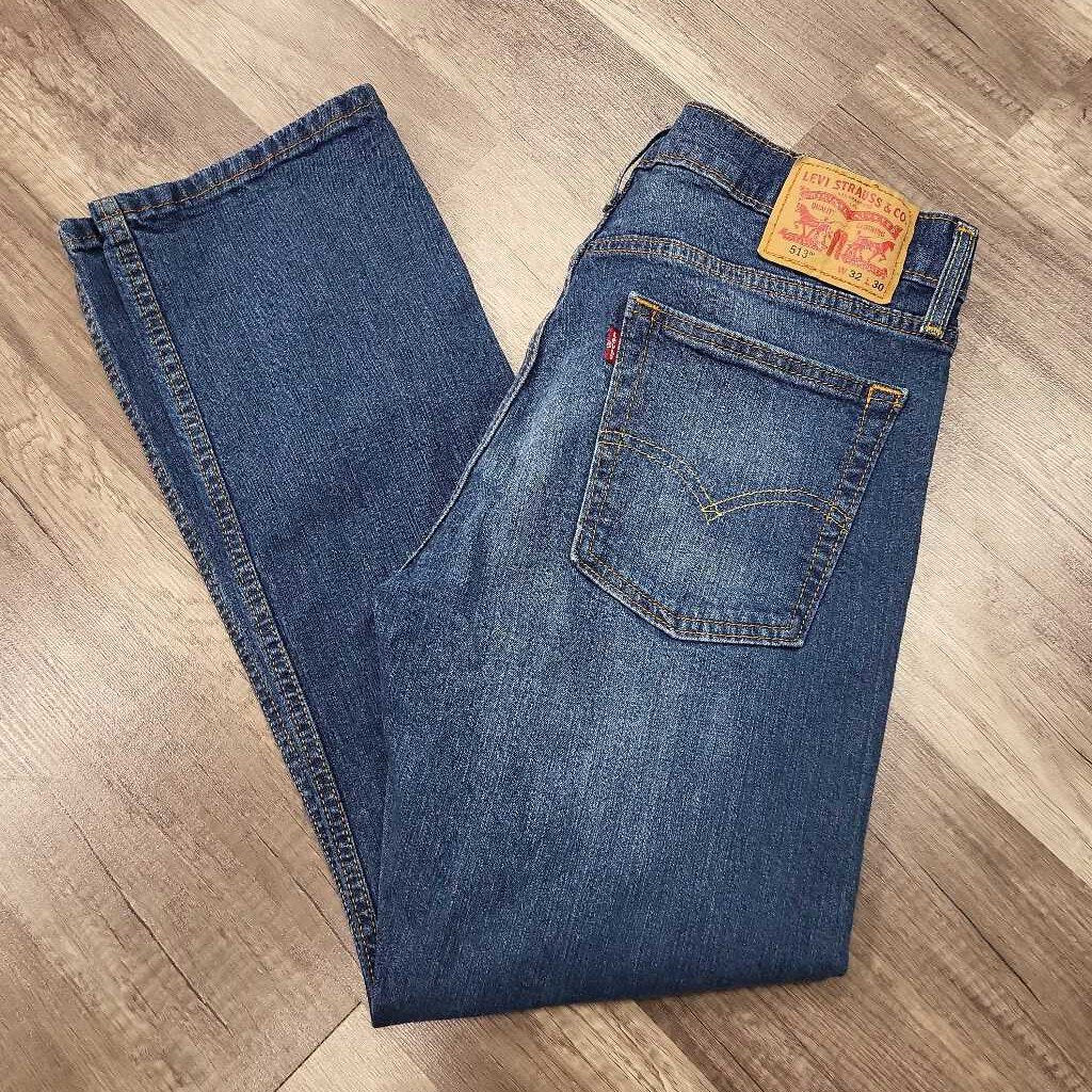 Levis 513