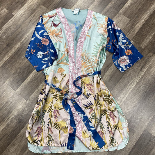 Floral Print Robe