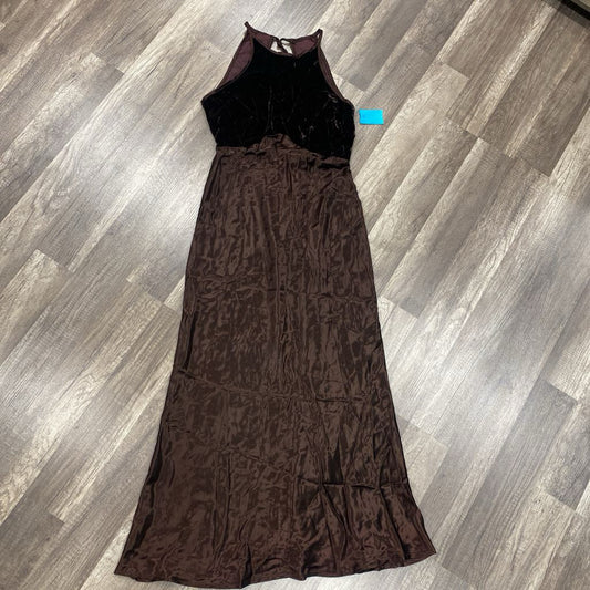 SL Velvet Bust Formal Dress