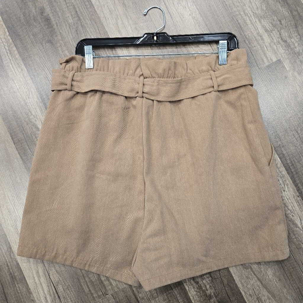 BB Dakota Front Tie Shorts