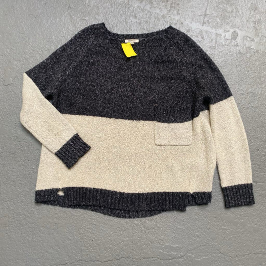 relaxed fit knit