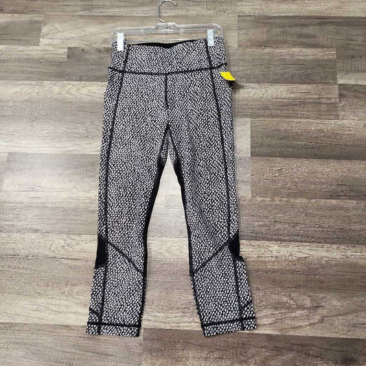 Lululemon Crop Pattern Print