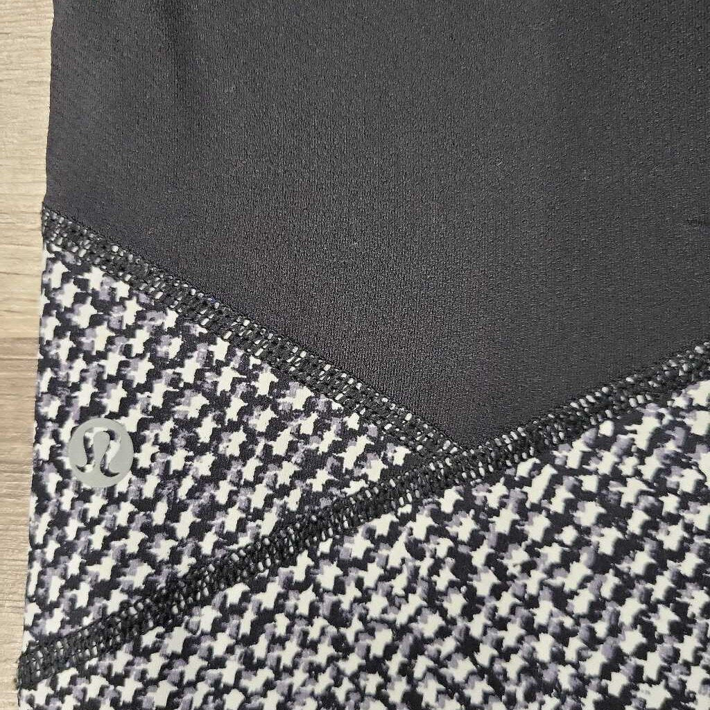 Lululemon Crop Pattern Print