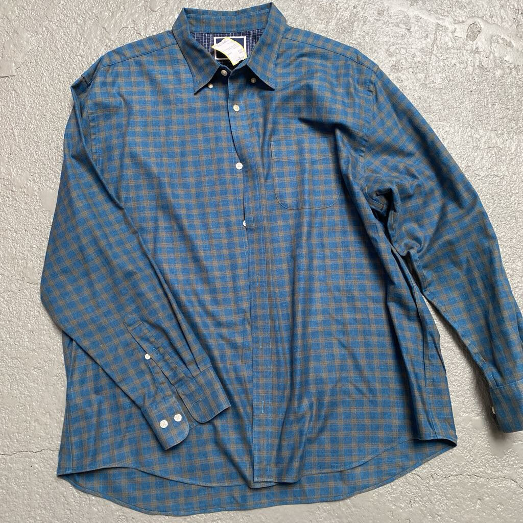 Classic Fit LS Button Up