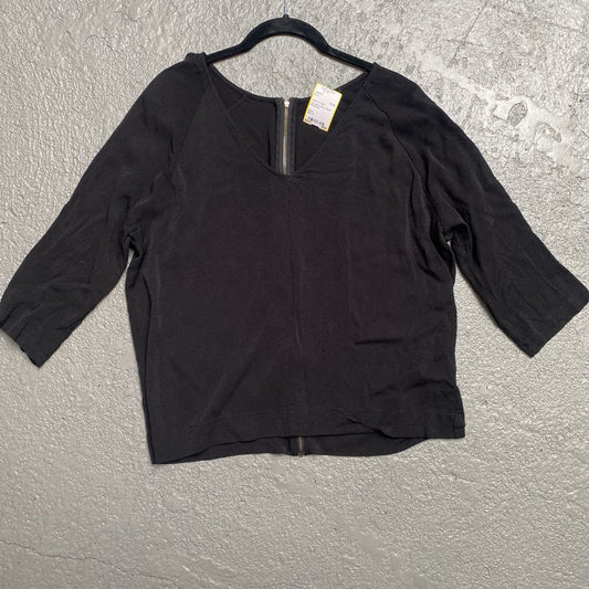 Back Zipper SS Blouse