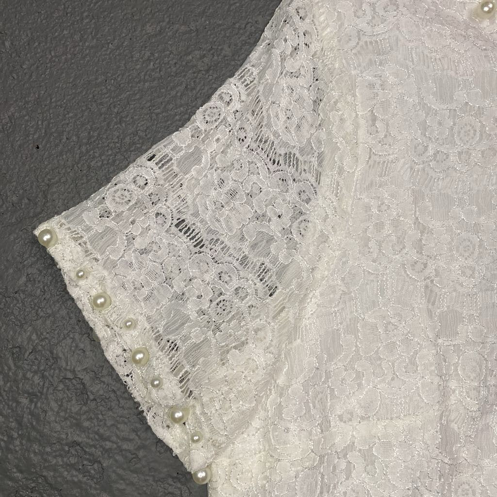 Lace Pearl Trim SS