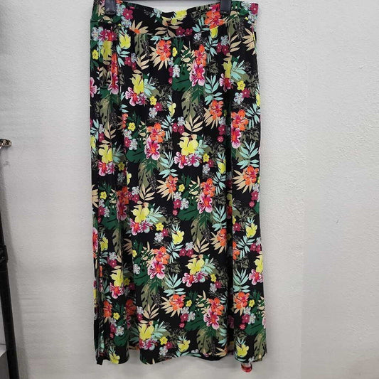 Terra & Sky Floral Print Maxi Skirt w/side Slit
