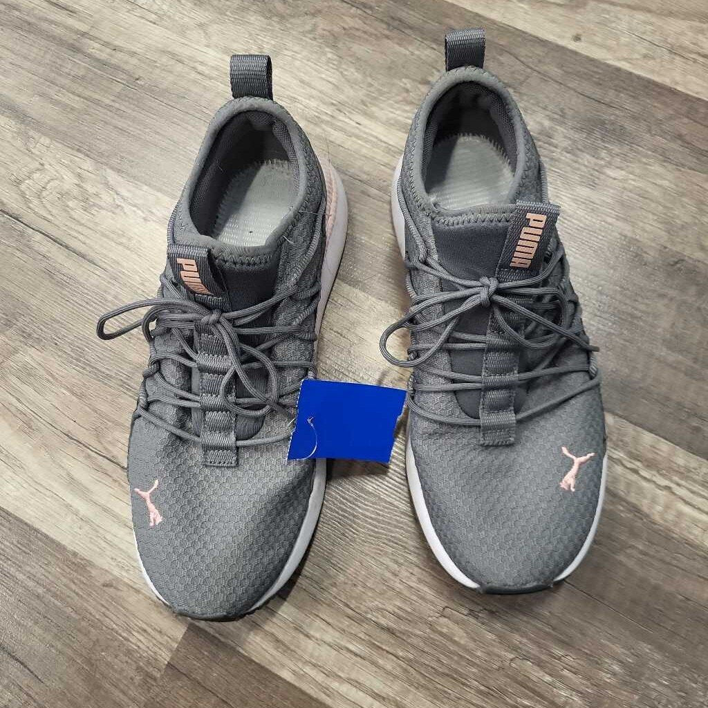 Puma Sneakers