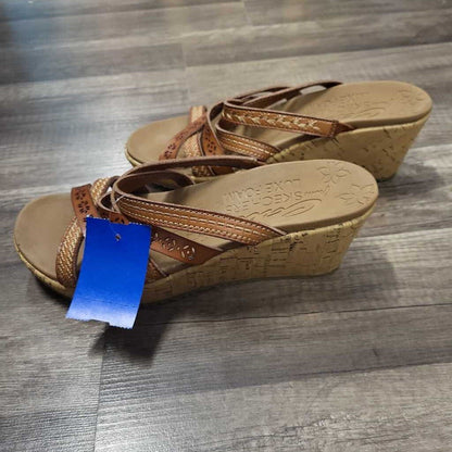 Skechers Luxe Foam Wedges