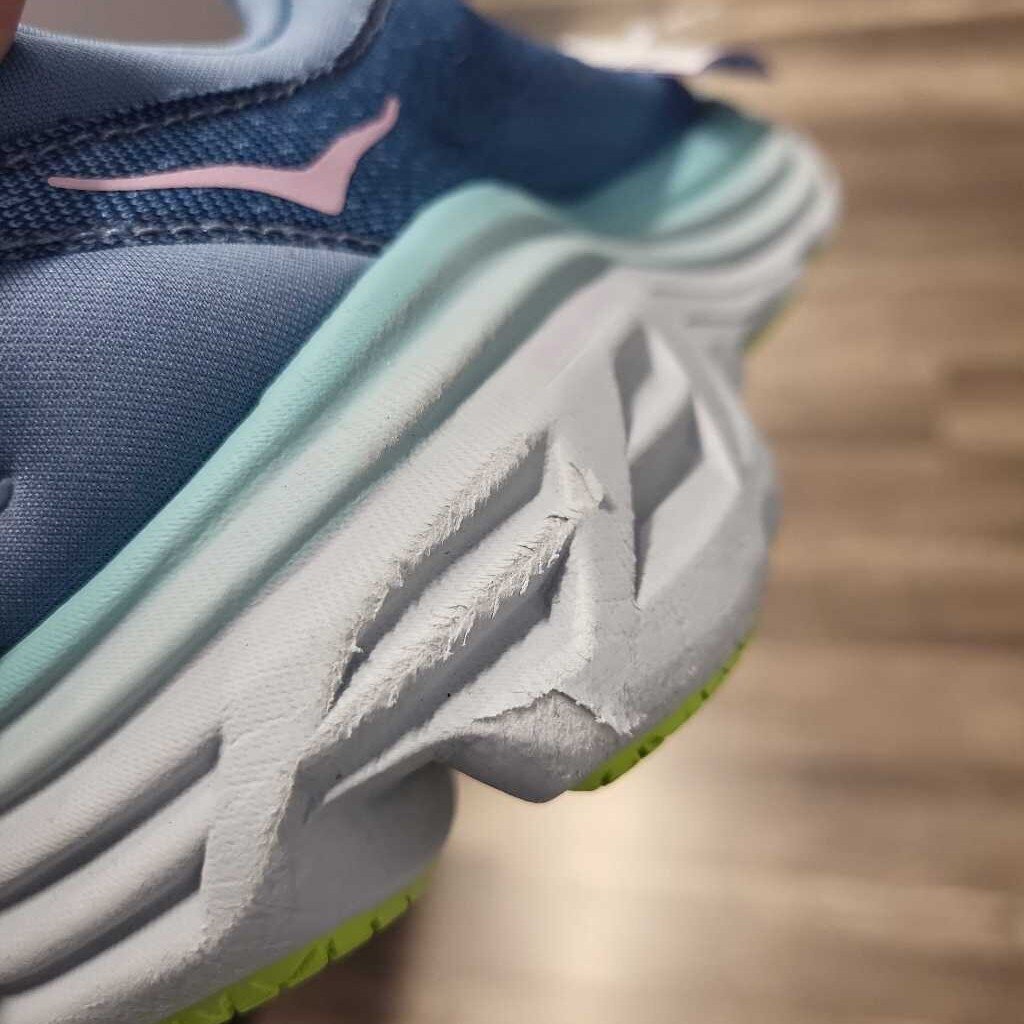 Hoka One One Bondi Sneakers