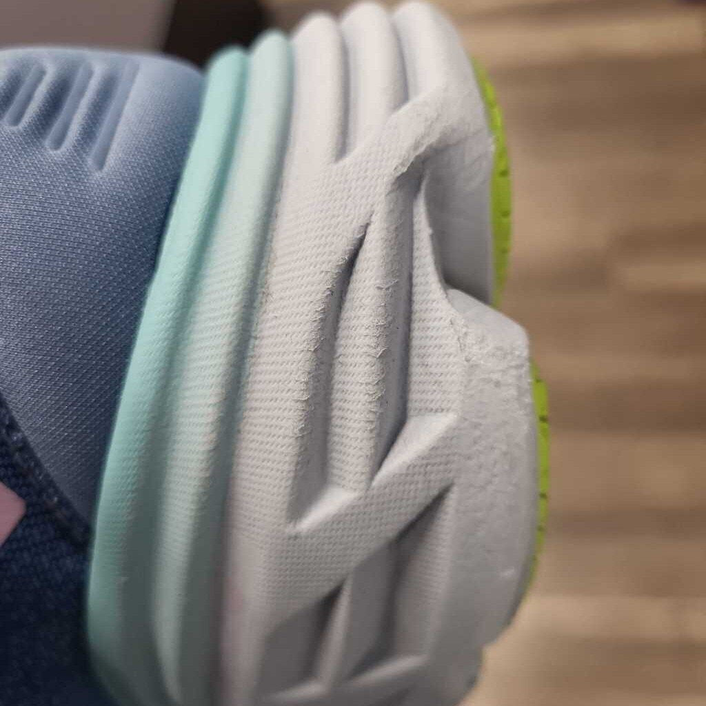 Hoka One One Bondi Sneakers