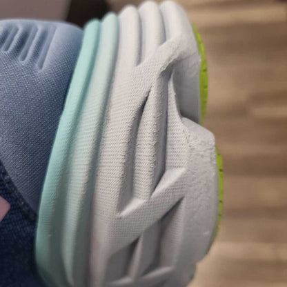 Hoka One One Bondi Sneakers